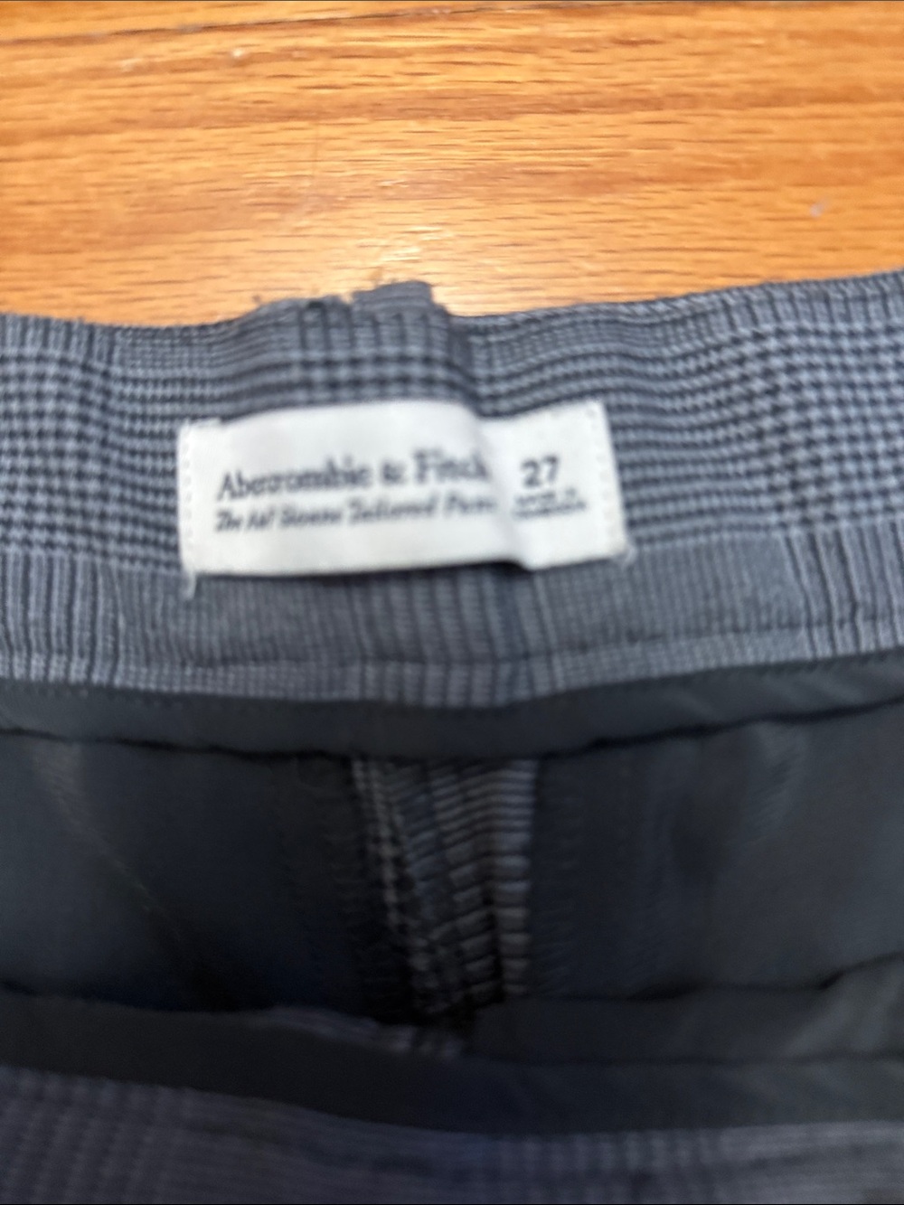 Abercrombie & Fitch Gray Sloane Tailored Pant 27/31” - Picture 4 of 5